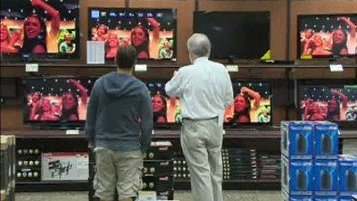 46吋的液晶电视机，加拿大零售商进货价要比美国贵13%。 (CTV)</p></p> <p><p>