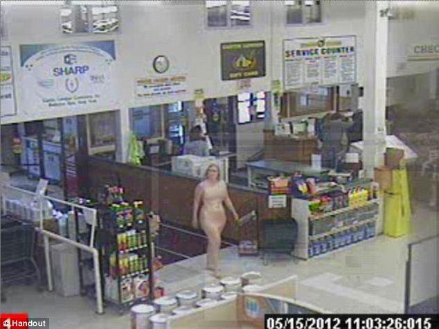 美国女子裸体进入超市被拘 称"追求自由解放"(图/文/视频)