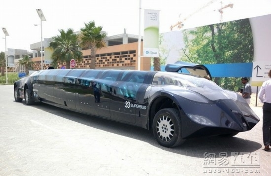 阿联酋超级公交车造价约1120万美元 时速250公里(组图)