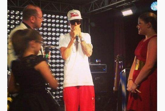Stephanie Tasker's photo, posted on Twitter, of Justin Bieber on stage Saturday at the AGO, performing at her friend Erica Shnaider's 16th birhtday party.