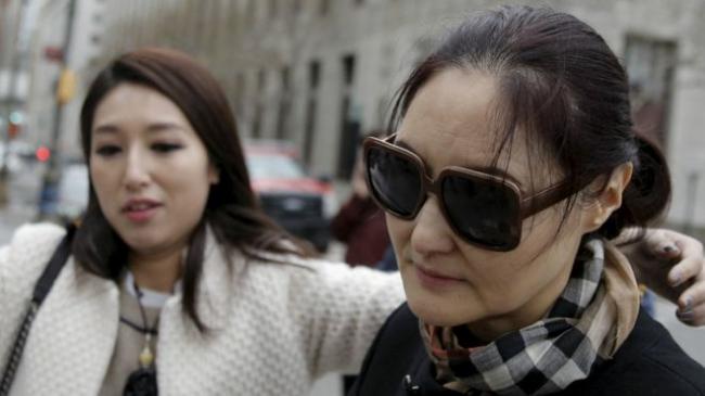 华裔女子被控行贿联合国人员50万美元 | 新闻