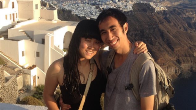 在希腊旅游的Kristy Shen和Bruce Leung