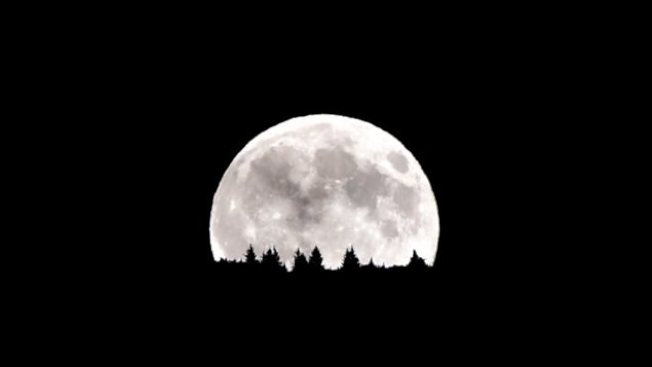 百年一遇的「超級月亮」（Supermoon）14日將登場。（Getty Images）