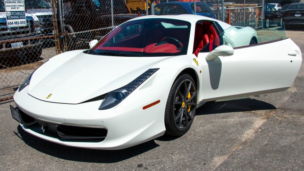 ferrari-impounded-after-vehicle-clocked-at-210-km-h-on-lions-gate-bridge.jpg