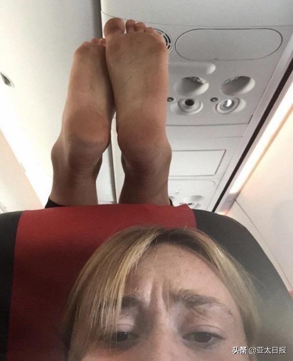 外国女子“头顶长脚”照片火了，网友出主意整治低素质乘客