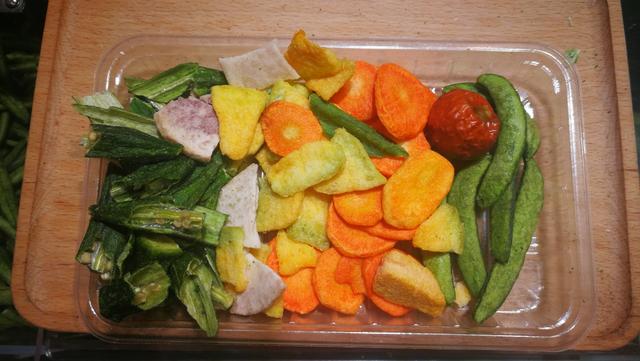 冻干果蔬成零食“新宠”，它们能代替真的果蔬吗？