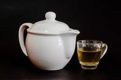 茶叶最新泡法！三步泡出健康，人到中年必收藏