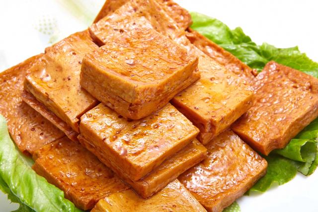 这3种豆腐，不要随便买着吃，不仅没营养还对身体有害