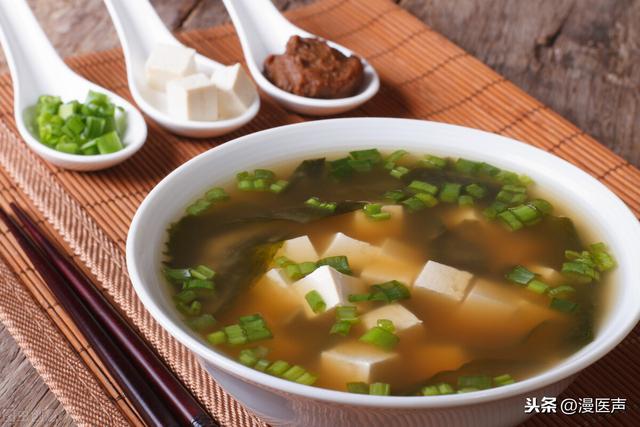 伏天湿气重，常喝这几种祛暑去湿汤，是谷物也是药，清爽更舒适