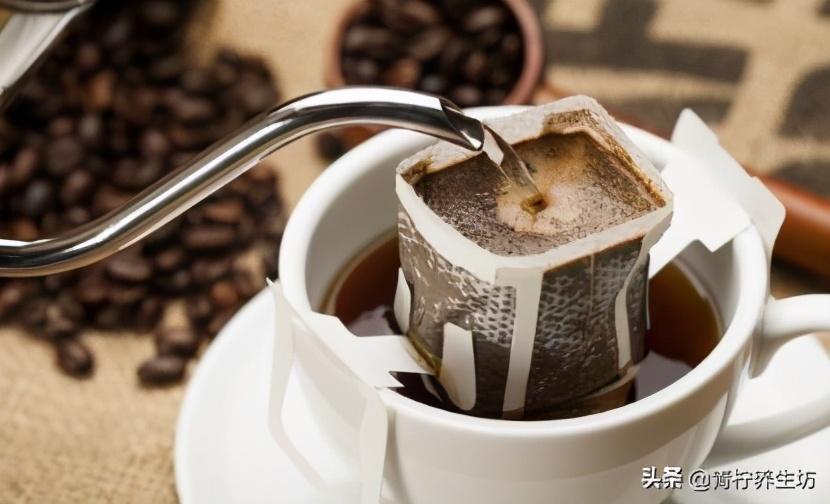 日本科学家：每天喝4杯绿茶2杯咖啡，糖尿病死亡风险降低63％